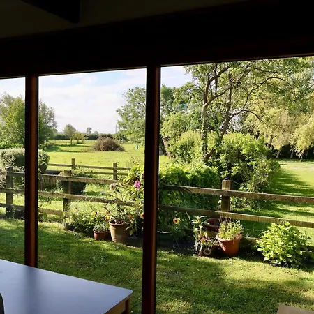 Tranquil And Cosy Cottage On The Somerset Levels Bridgwater Exterior photo