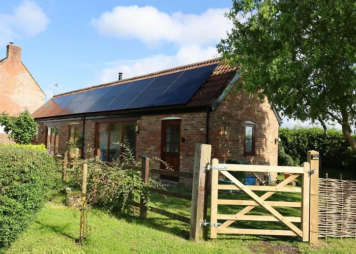 Tranquil And Cosy Cottage On The Somerset Levels